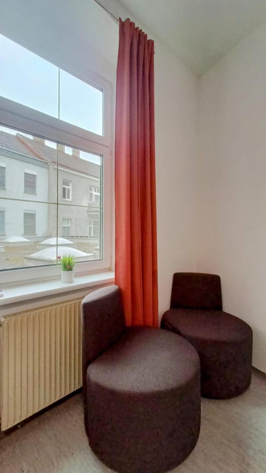 Near Schoenbrunn - Economy Rooms In Shared Apartment At Meidling Train Station Wien Exterior foto